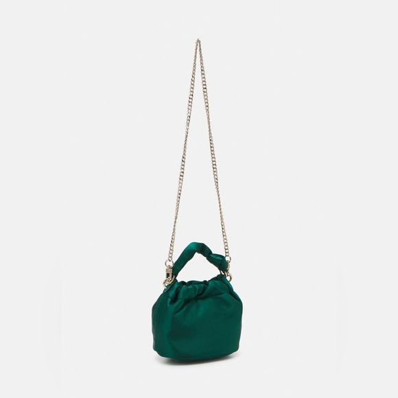 Guess Green Mini Bag with Chain Strap and Ruched Texture - Picture 7 of 9